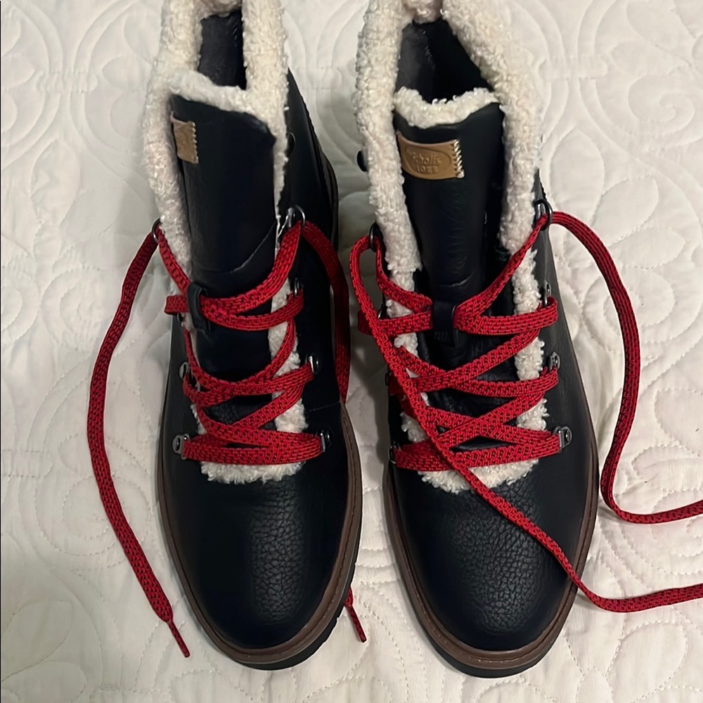 Dr. Scholl's Black and Red Ankle Boots with Cozy Trim